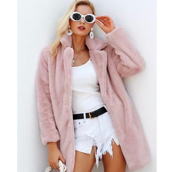 ✨Baby Pink Plush Faux Fur Coat✨ - Picture 7 of 8